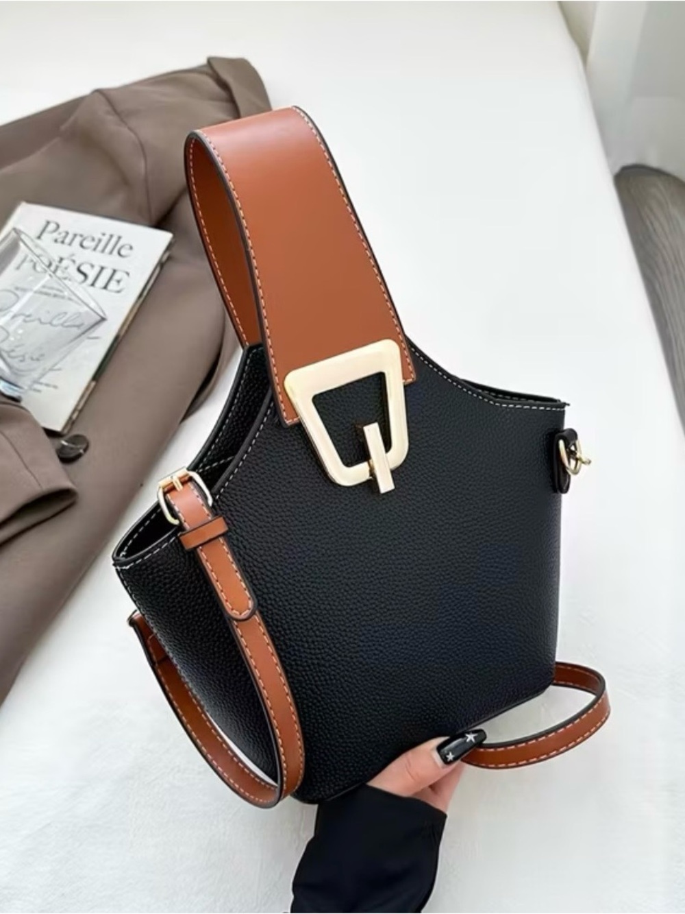 MONACO Bucket Bag - Picture 3 of 6